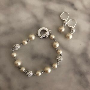 Pearlized Bracelet and Earrings Set